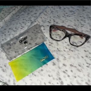 QUAY “tag me” blue light glasses